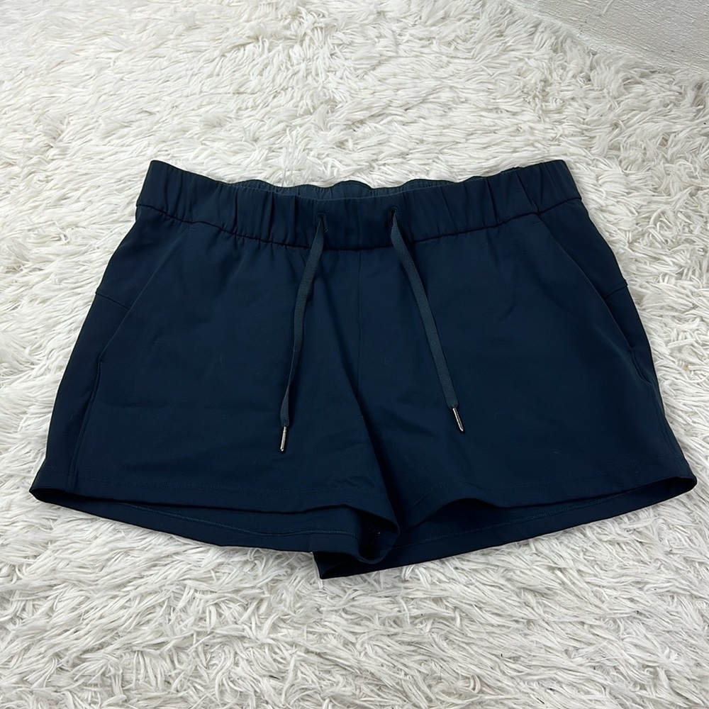 Lululemon On The Fly Short *Woven *2.5" True Navy